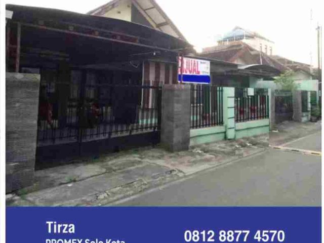 Jual Rumah Tengah Kota Solo Mangkubumen