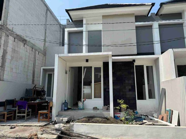 dijual rumah baru new Gress murah di Medokan Surabaya timur