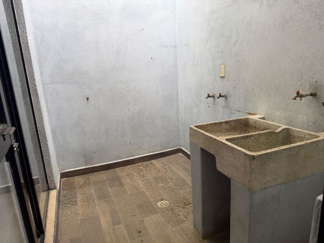 place photo 55