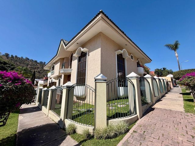 place photo 25