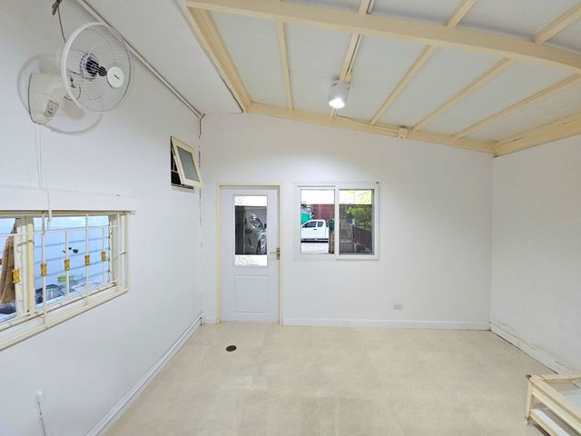 place photo 56
