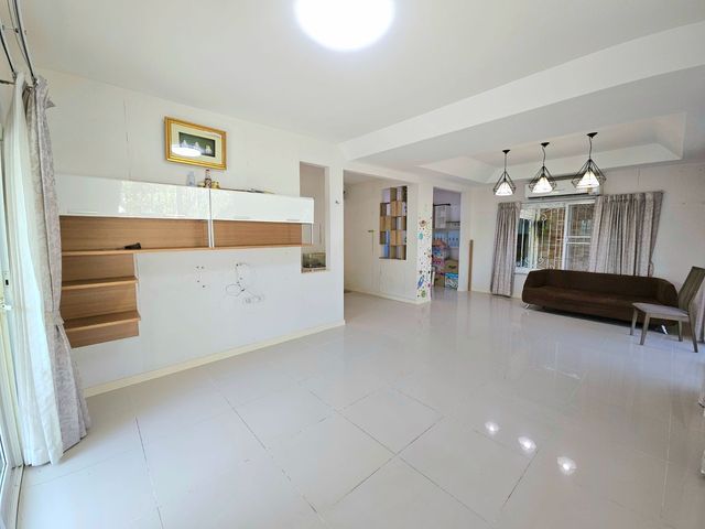 place photo 65