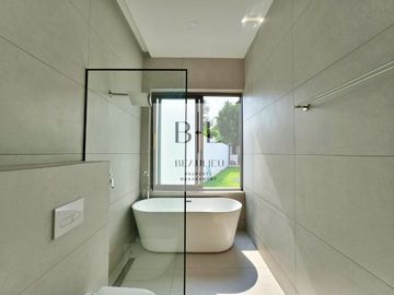 place photo 46