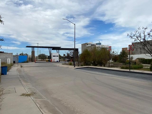 place photo 9