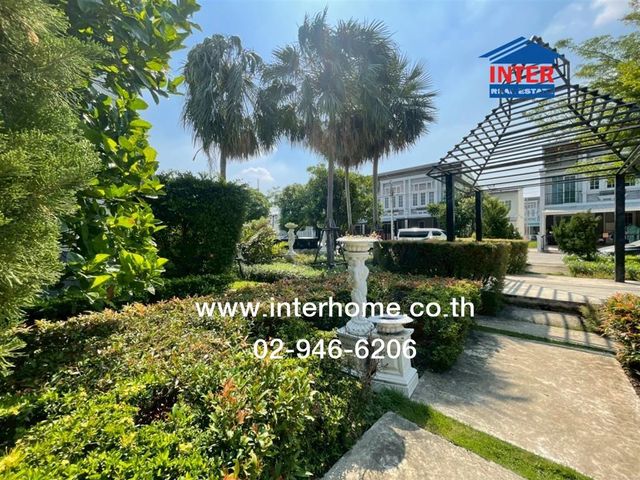 place photo 18