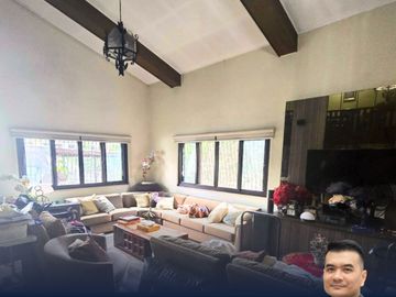 For Sale House & Lot in St. Ignatius Village Quezon City