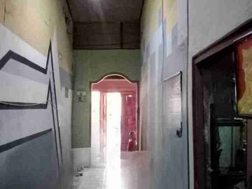 Rumah dijual di Manukan Kulon