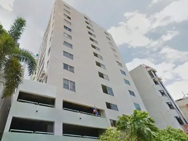 (18853) Ratdamnoen Condominium