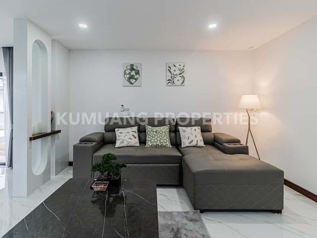 place photo 57
