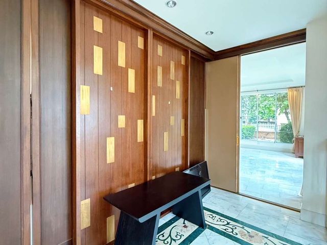 place photo 49