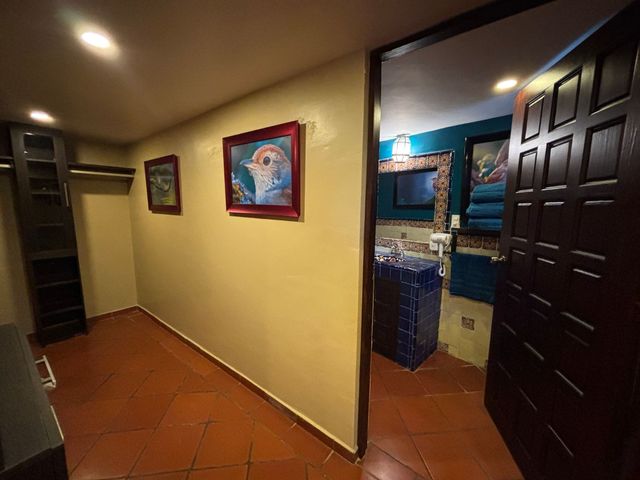 place photo 96