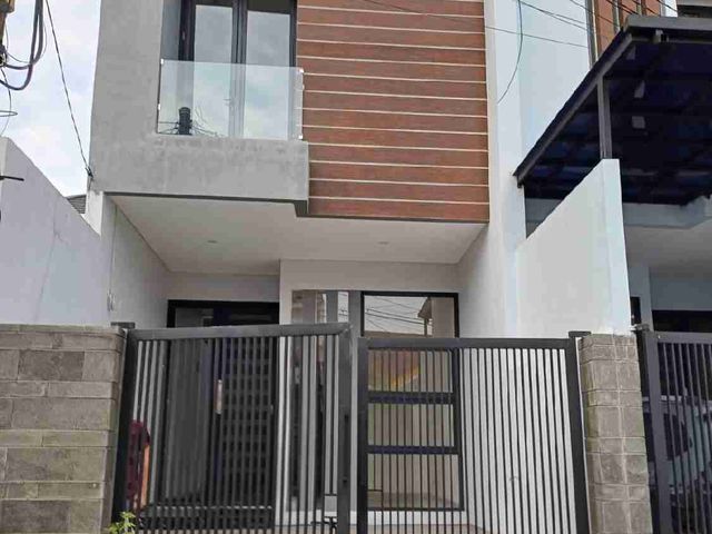 TERMURAH DI KLAMPIS Rumah 2 Lantai SHM, 3+1 KT – Hanya 1,399M
