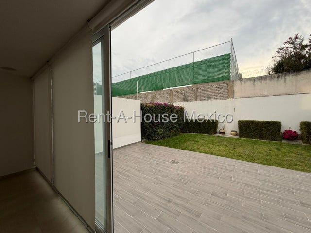 place photo 25