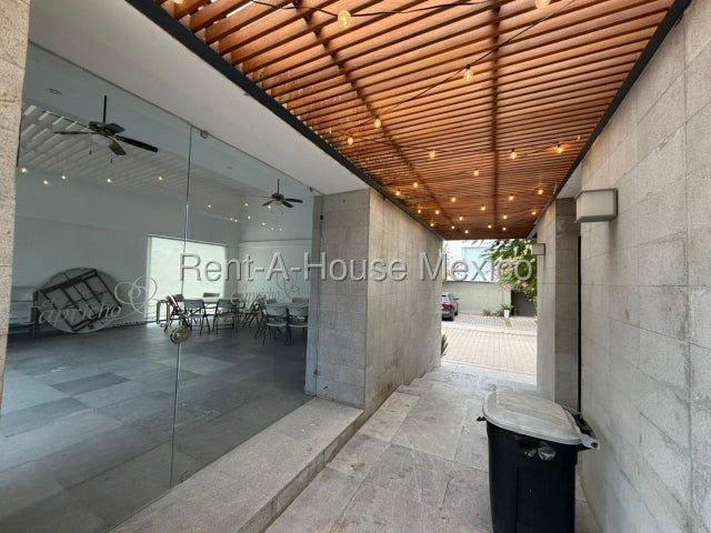place photo 41