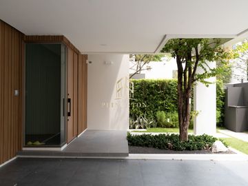 place photo 39