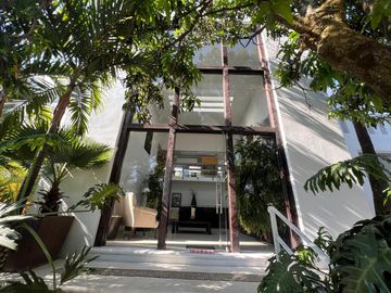 place photo 34