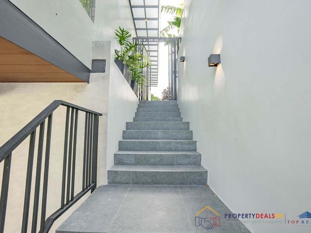 place photo 63