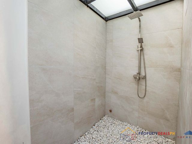 place photo 69
