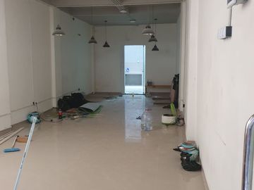 Jakarta Barat, Jakarta Raya - Garasi