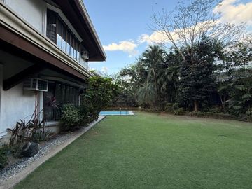 House to rent in Urdaneta Makati City