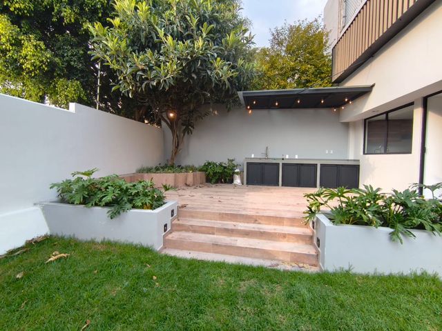 place photo 52