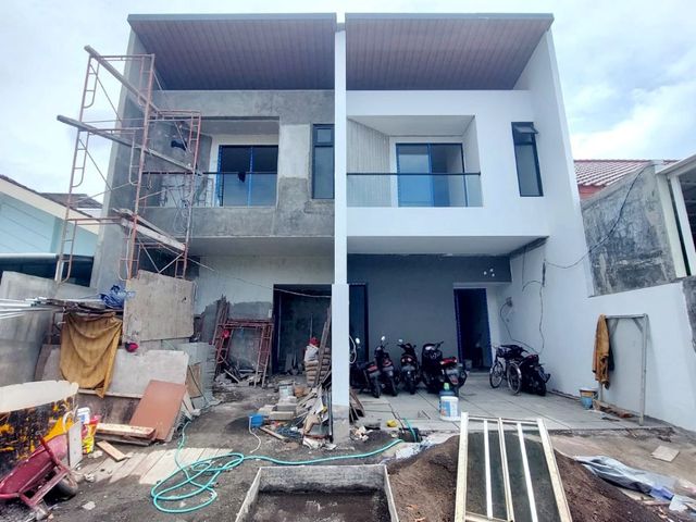 Rumah Gress 2 Lt Minimalis Murah Pondok Tjandra Dekat Rungkut