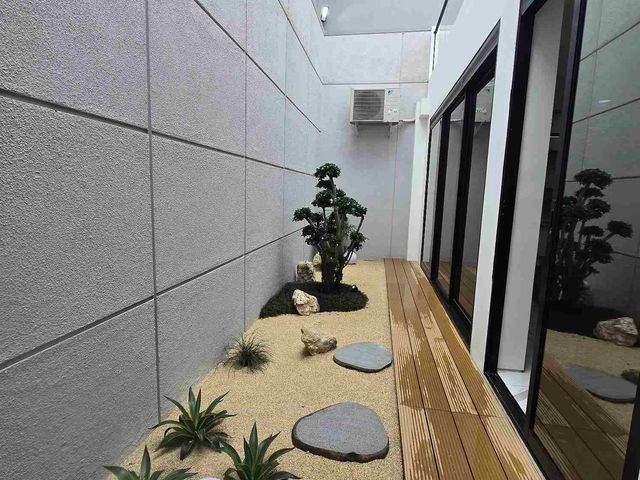 place photo 55