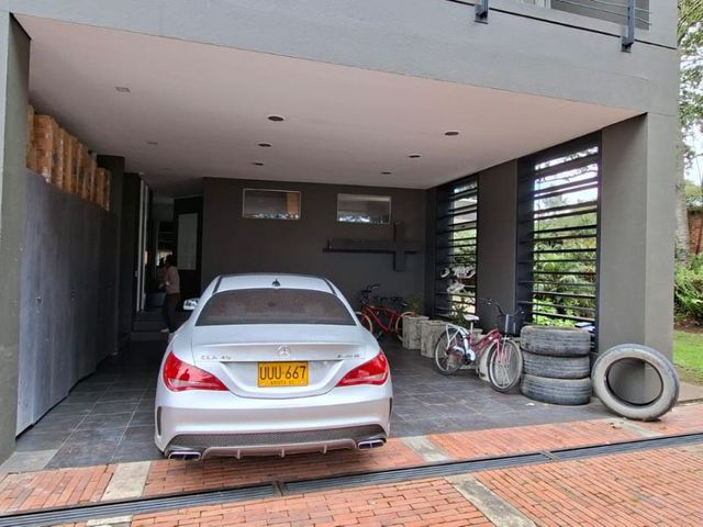 place photo 64