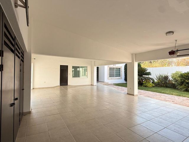 place photo 38