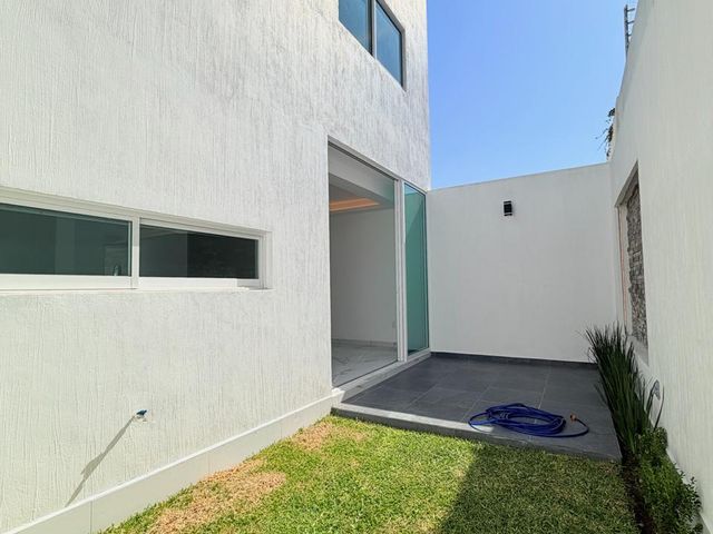 place photo 53