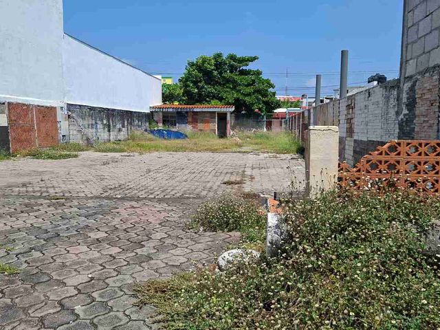 Excelente terreno comercial