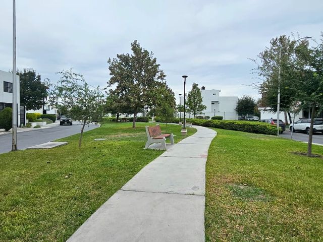 place photo 52