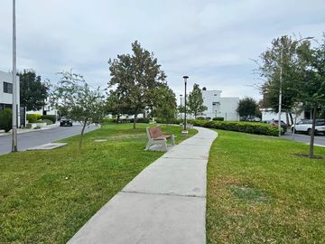 place photo 52