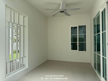 place photo 56