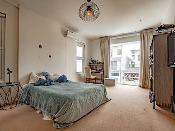 place photo 66