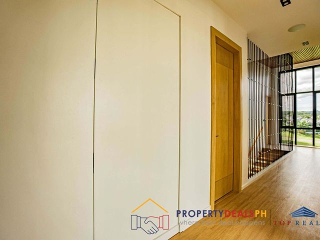 place photo 98