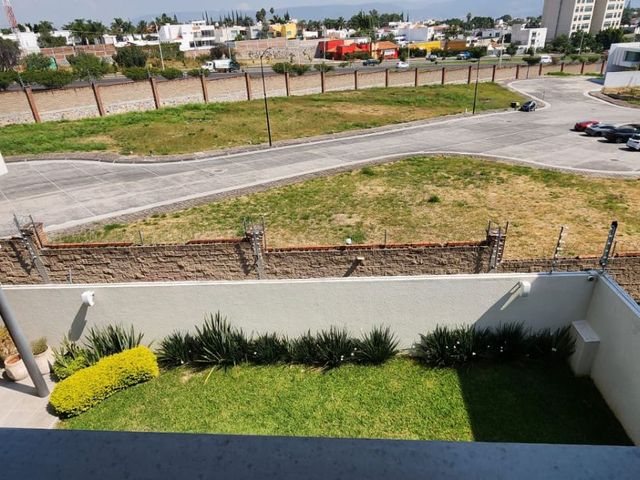 place photo 55