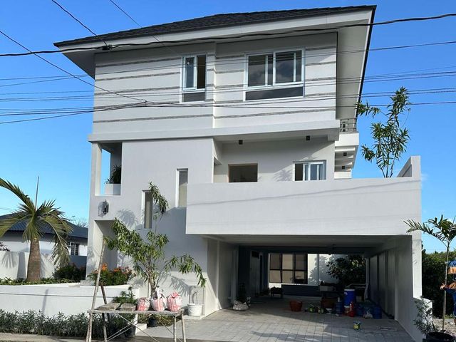 3-Storey House & Lot with Basement for Sale in Verdana Homes Daang Hari, Cavite | 6 Bedrooms, 4-Car Garage