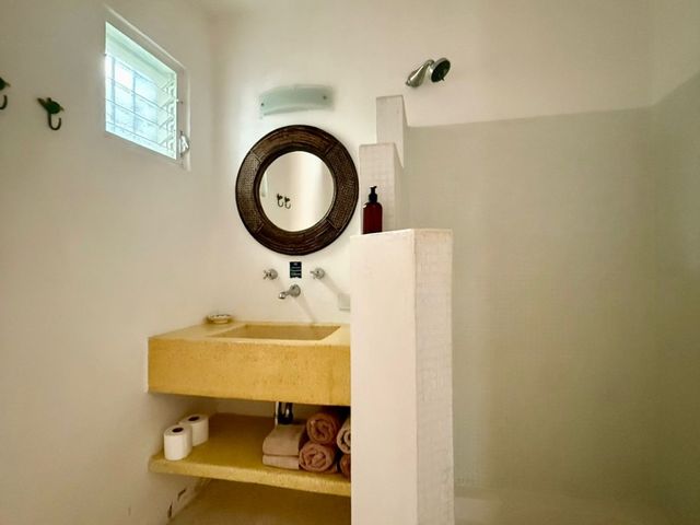place photo 33