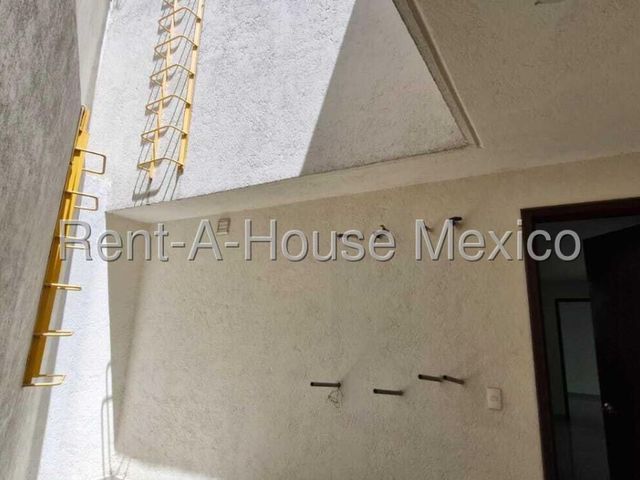 place photo 54