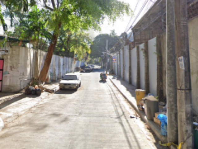 FOR SALE - Lot with Old House in New Manila, Quezon City