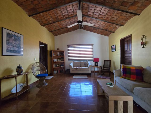 place photo 81