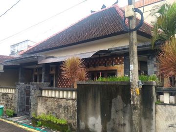 Kuta Utara, BADUNG, Bali, Indonesia - Air