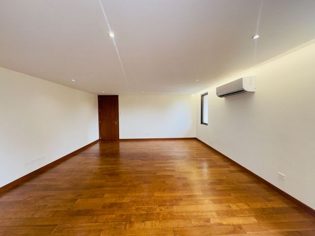 place photo 64