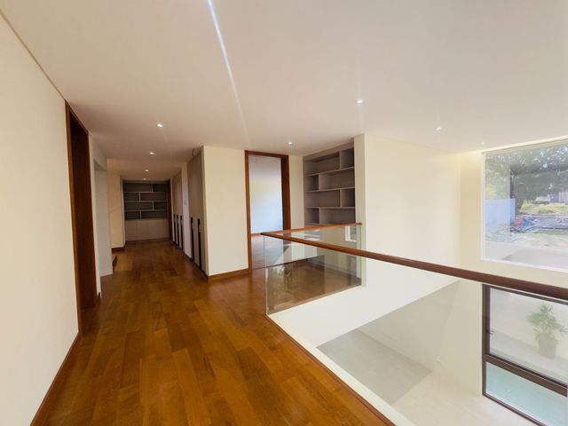 place photo 53