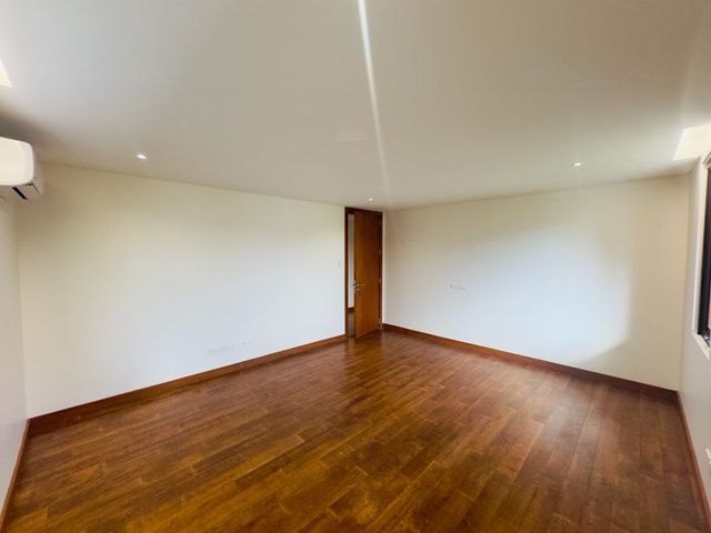 place photo 67
