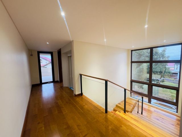 place photo 70