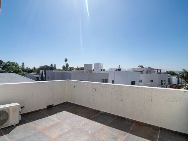 place photo 50
