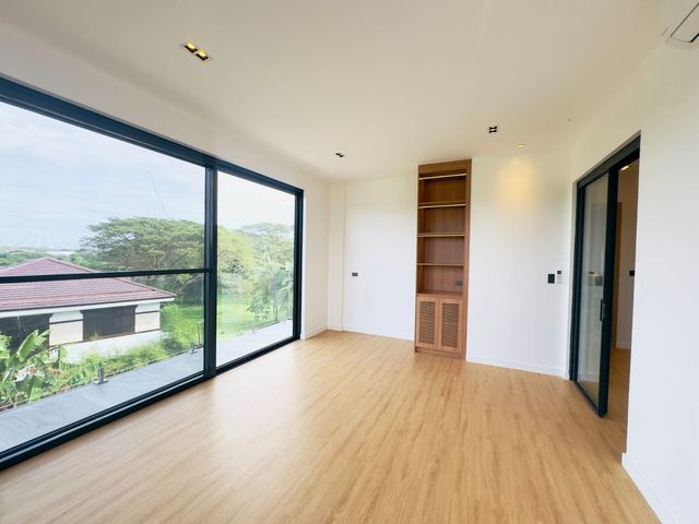 place photo 66