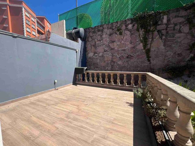 place photo 39